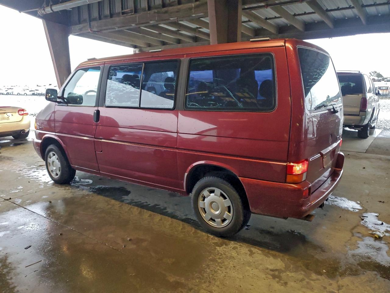 1999 Volkswagen Eurovan Gls Red vin: WV2KH2704XH140312