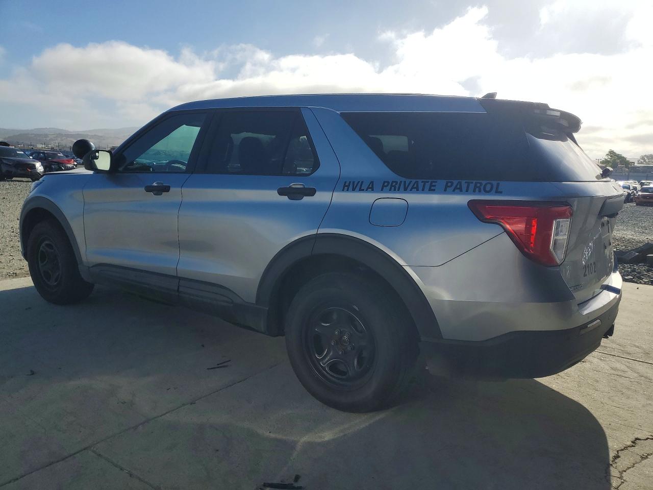 2021 Ford Explorer Police Interceptor Silver vin: 1FM5K8AB4MGA65652