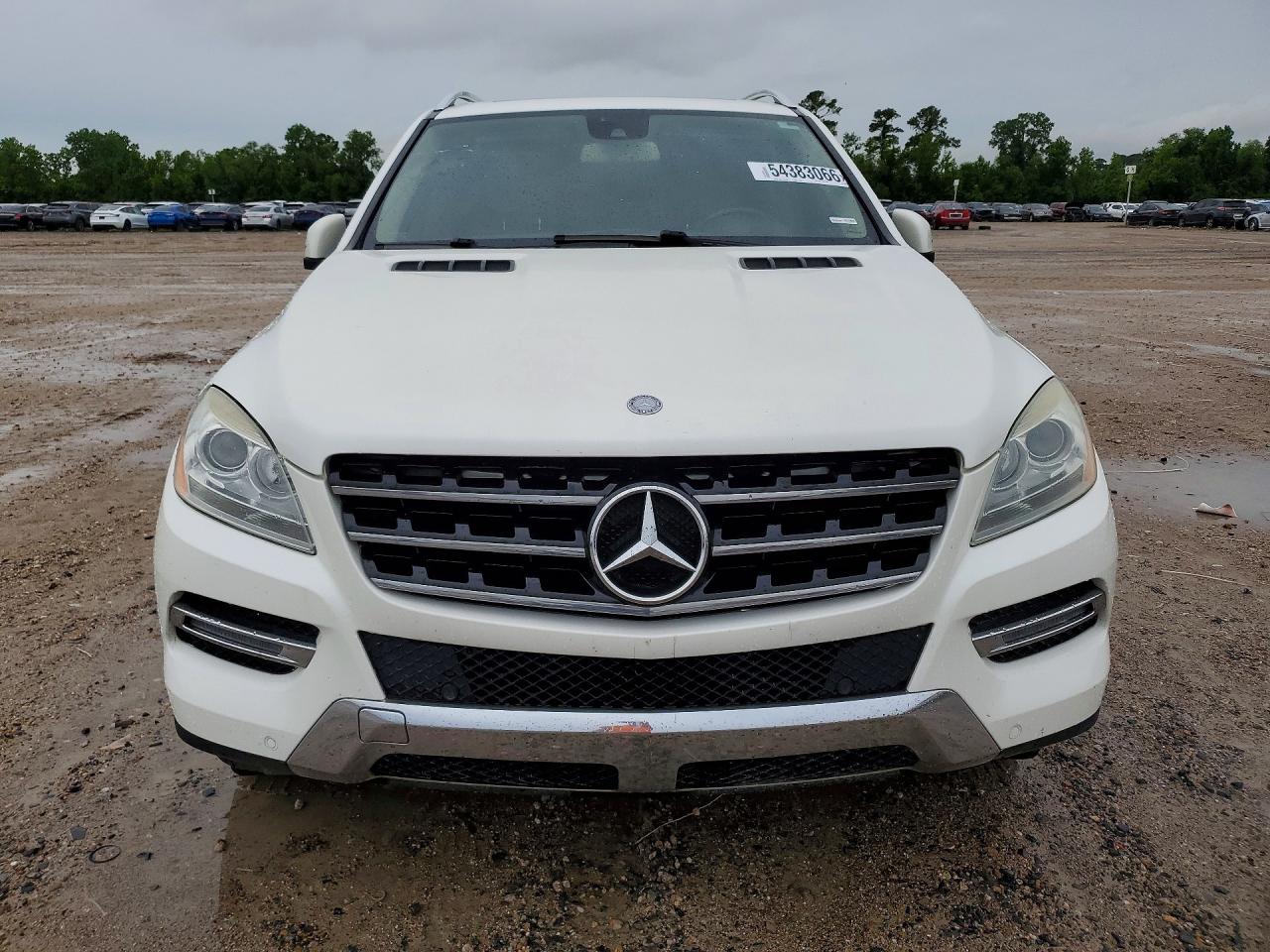 2013 Mercedes-benz Ml 350 White vin: 4JGDA5JB9DA204142