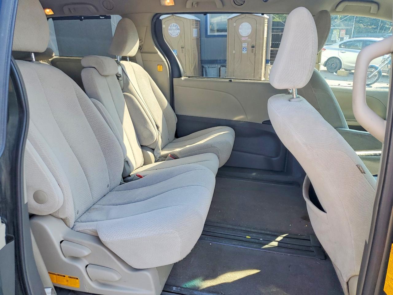 2012 Toyota Sienna Le Серый vin: 5TDKK3DC3CS186739