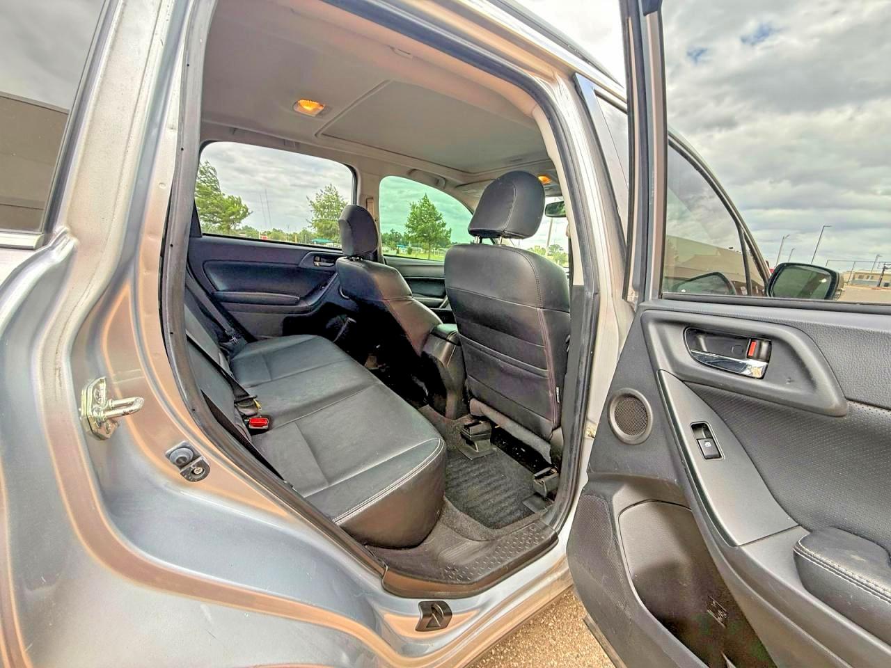 2014 Subaru Forester 2.0xt Touring Silver vin: JF2SJGPC9EH473176