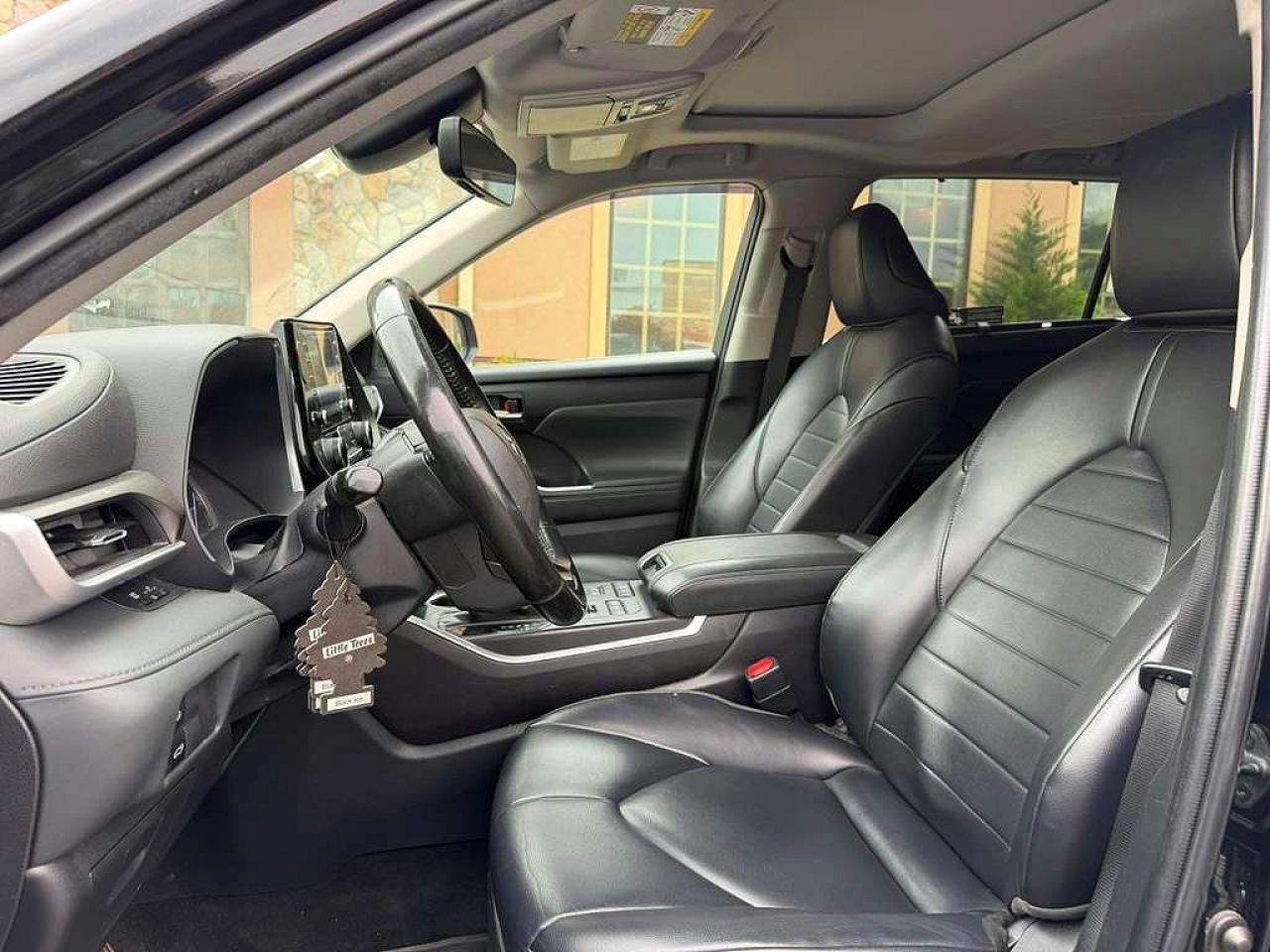2022 Toyota Highlander Xle Черный vin: 5TDGZRBH5NS591314