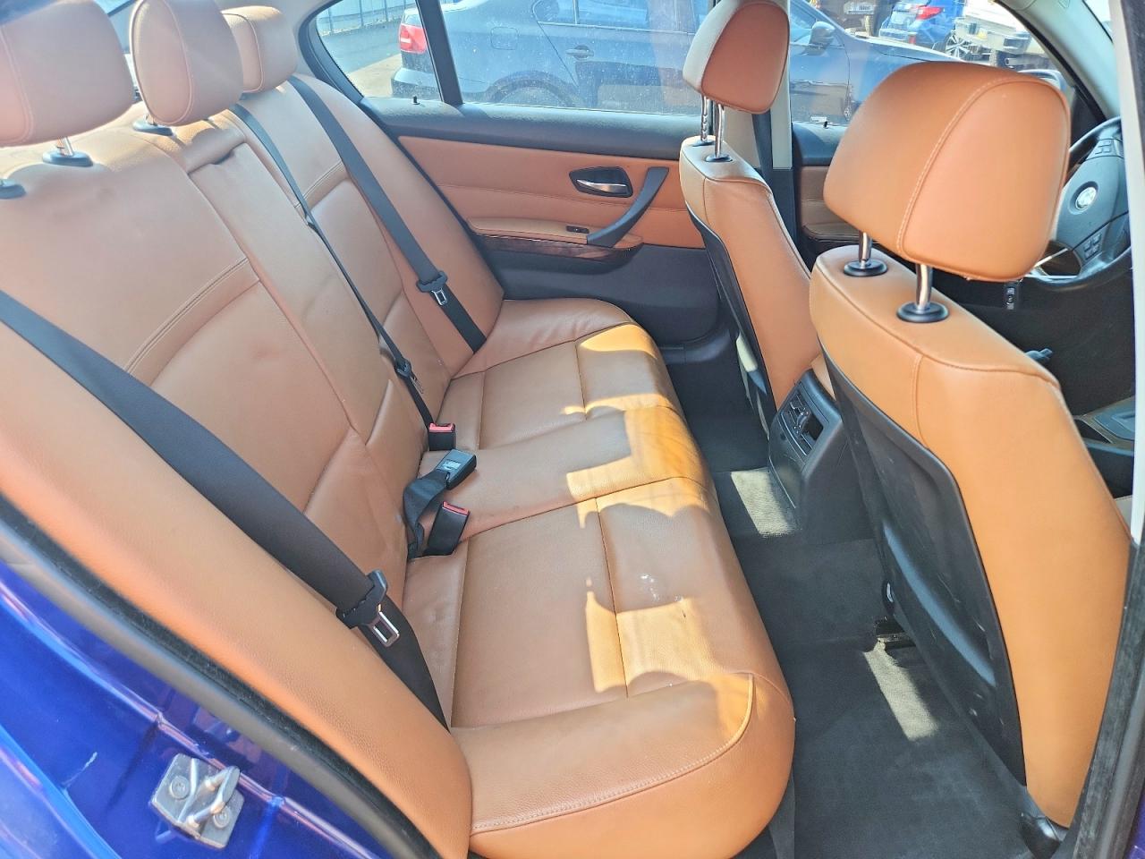 2010 Bmw 328 Xi Sulev Blue vin: WBAPK5C50AA646435
