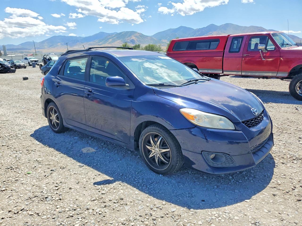 2009 Toyota Corolla Matrix S Blue vin: 2T1KE40E99C009215