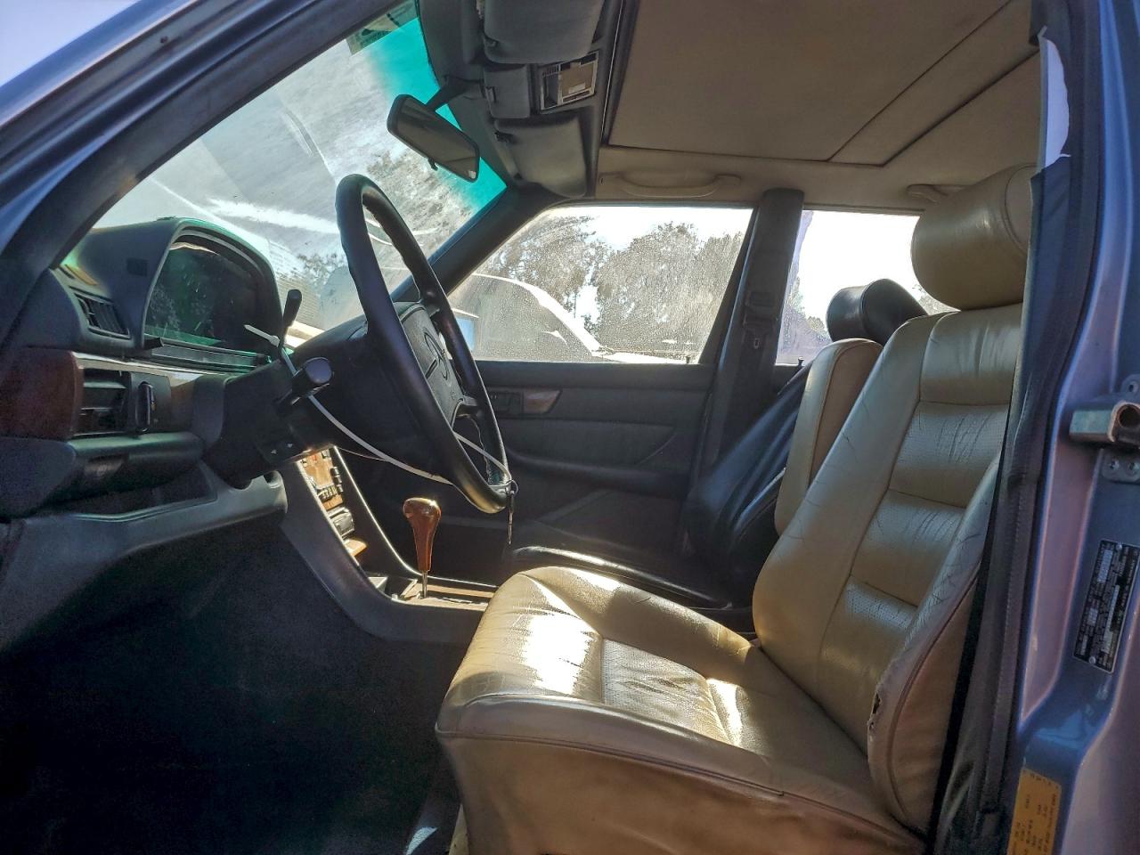 1987 Mercedes-benz 560 Sel Blue vin: WDBCA39D9HA317961