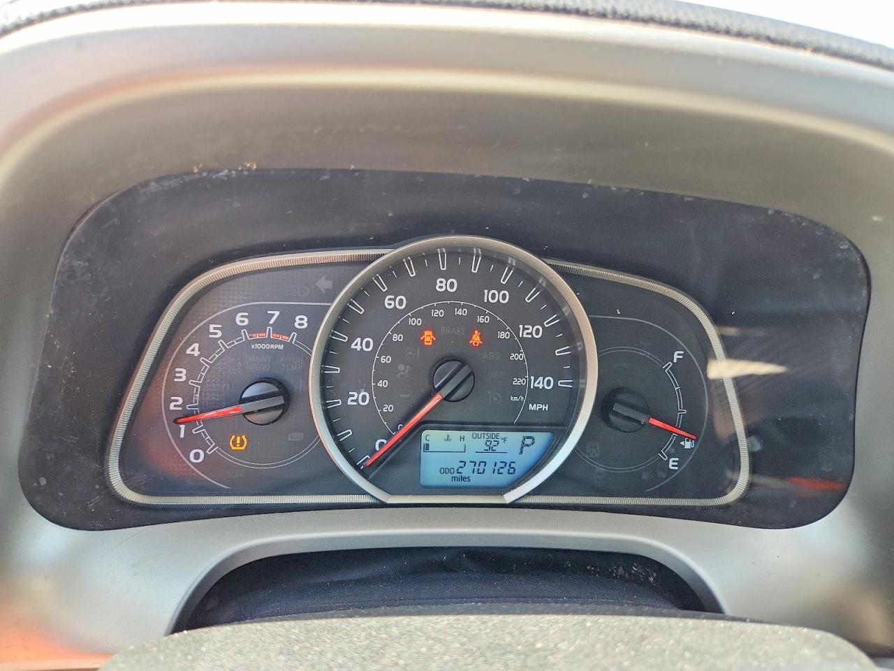 2013 Toyota Rav4 Le Серебряный vin: 2T3BFREV9DW026291