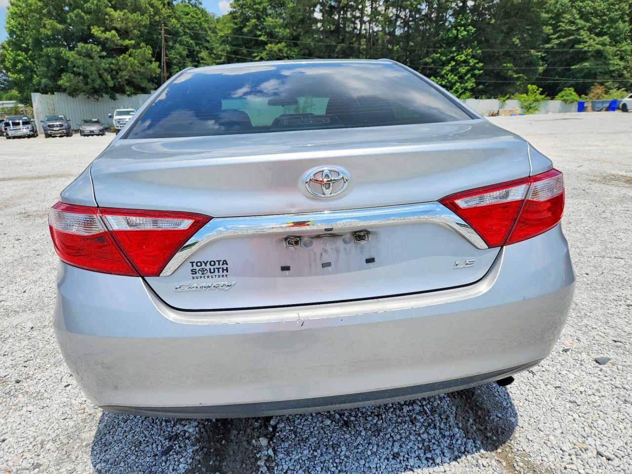 2015 Toyota Camry Le Silver vin: 4T1BF1FK4FU487321
