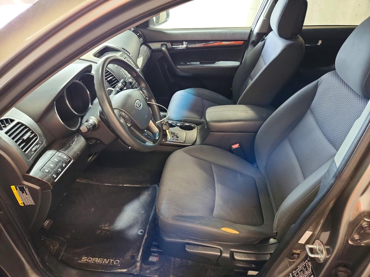 2013 Kia Sorento Lx Silver vin: 5XYKTCA61DG326264
