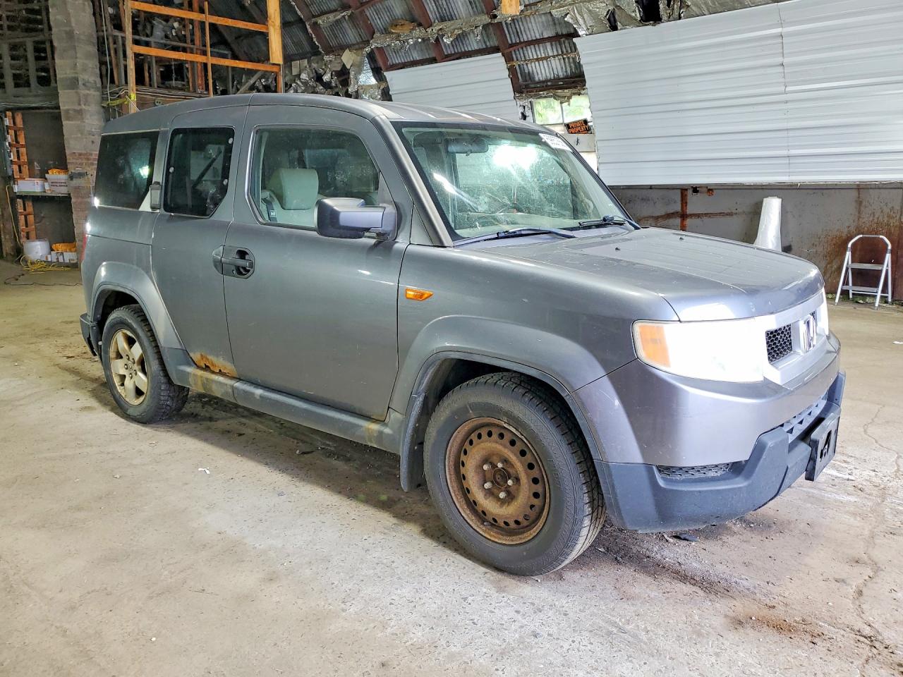 2010 Honda Element Lx Gray vin: 5J6YH2H38AL002658