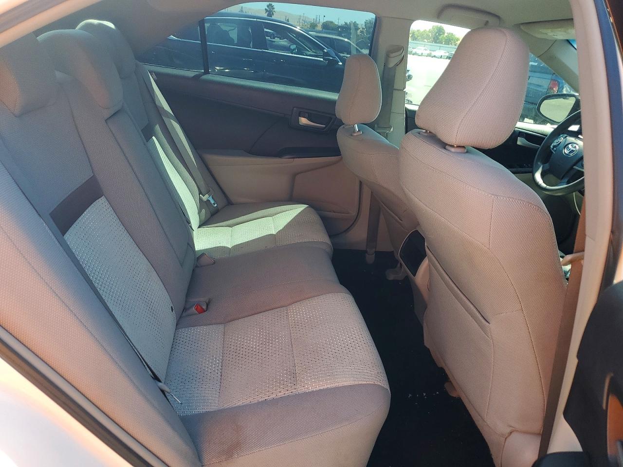 2014 Toyota Camry Le Белый vin: 4T4BF1FK0ER409378