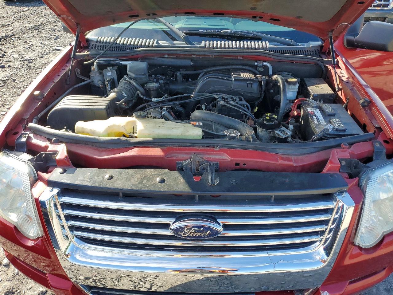 2007 Ford Explorer Xlt Red vin: 1FMEU73E87UB74164