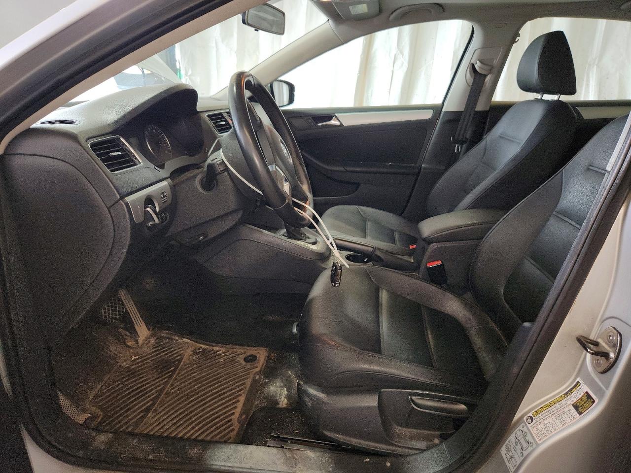 2012 Volkswagen Jetta Tdi Silver vin: 3VWLL7AJ4CM323146