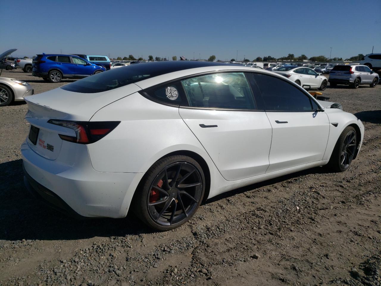 2025 Tesla Model 3 Белый vin: 5YJ3E1ET7SF030382