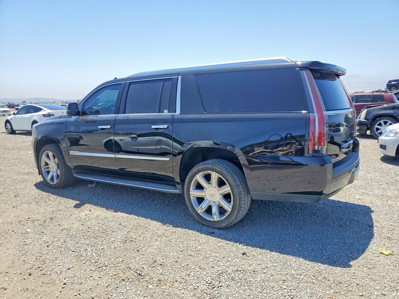 2020 Cadillac Escalade Esv Luxury Black vin: 1GYS3HKJ3LR145760