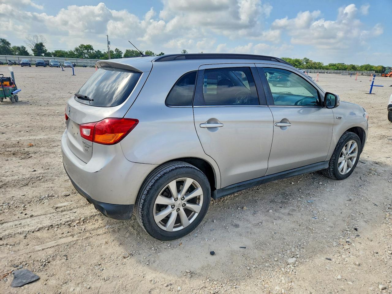 2015 Mitsubishi Outlander Sport Se Серебряный vin: 4A4AP4AW6FE040498
