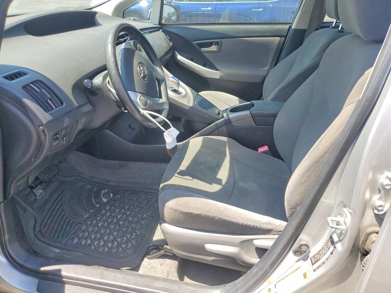 2012 Toyota Prius Three Silver vin: JTDKN3DU7C1506397
