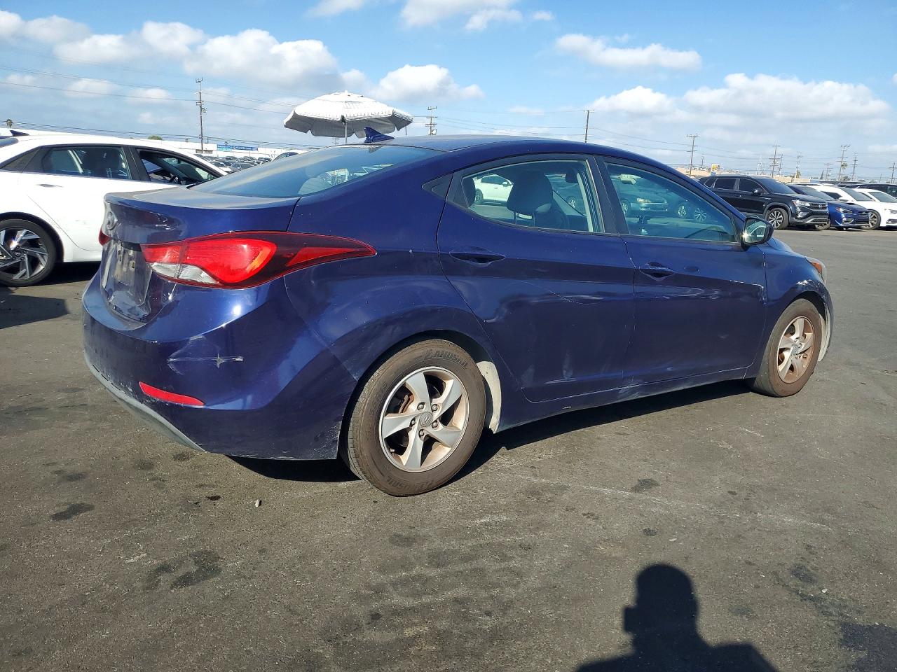 2014 Hyundai Elantra Se Blue vin: 5NPDH4AE8EH485669