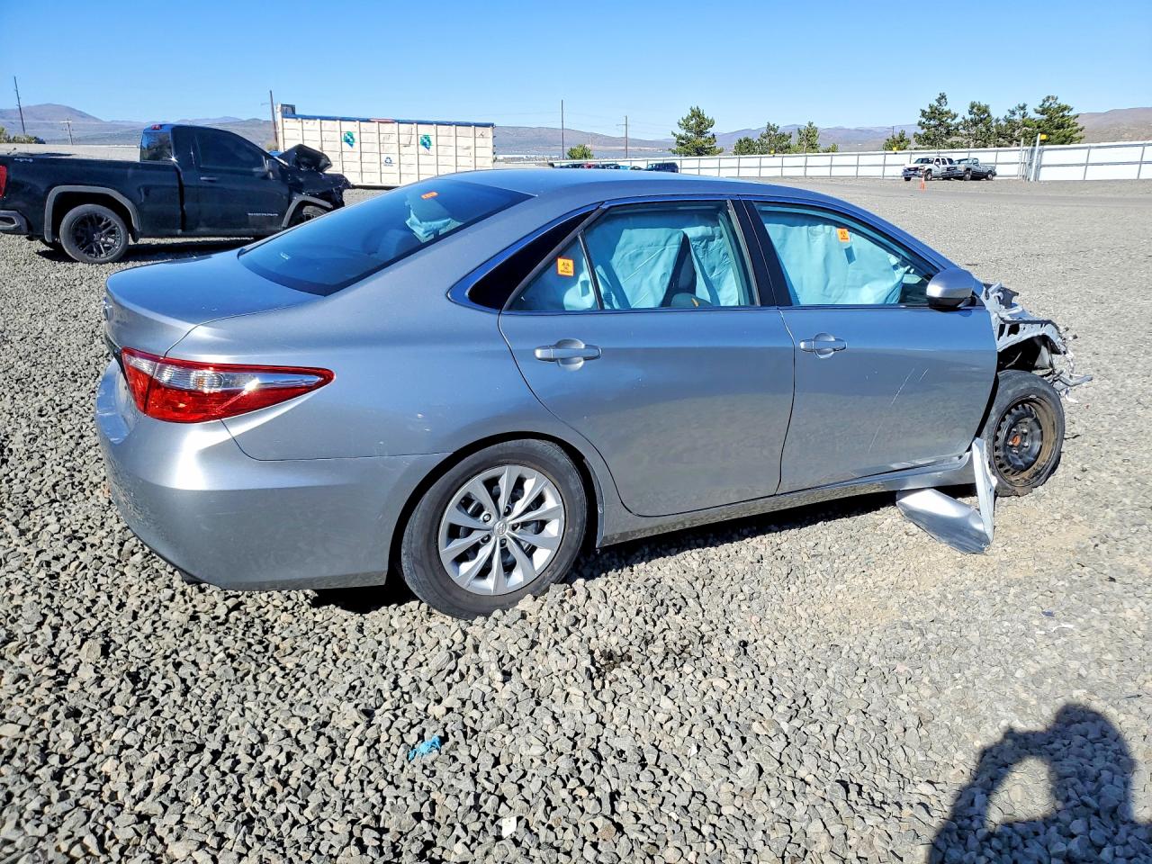 2015 Toyota Carmy Silver vin: 4T4BF1FK8FR449189
