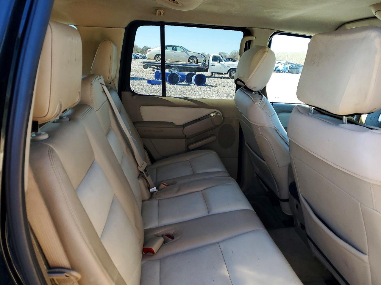 2008 Ford Explorer Xlt Черный vin: 1FMEU63E88UB36767