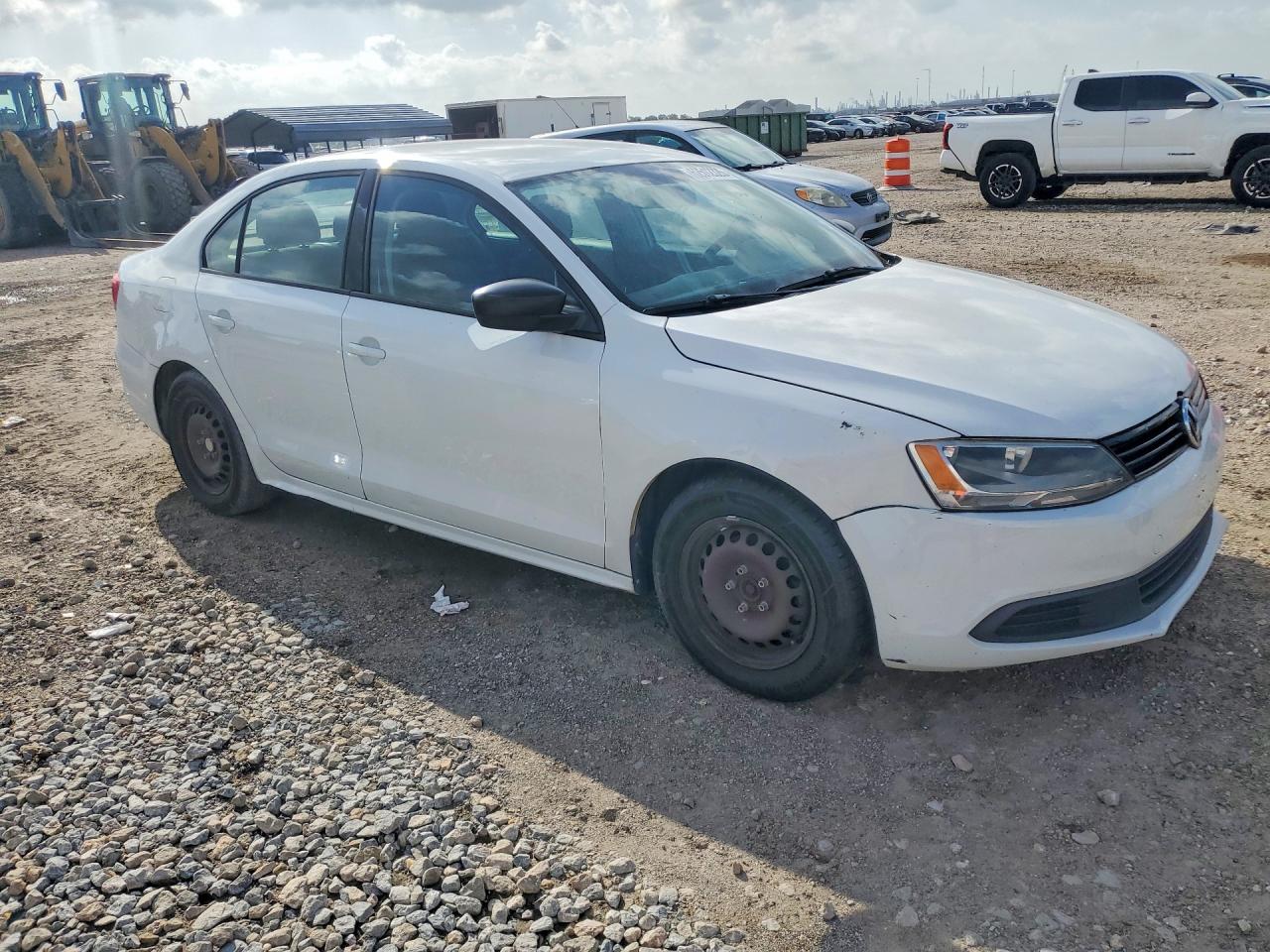 2014 Volkswagen Jetta Base White vin: 3VW2K7AJ2EM294330