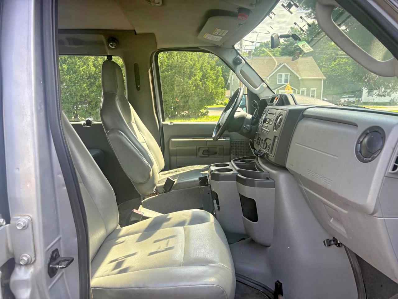 2013 Ford Econoline E250 Van Gray vin: 1FTNE2EW5DDB17877