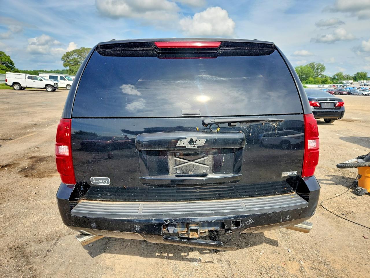 2007 Chevrolet Tahoe K1500 Black vin: 1GNFK13087J205518