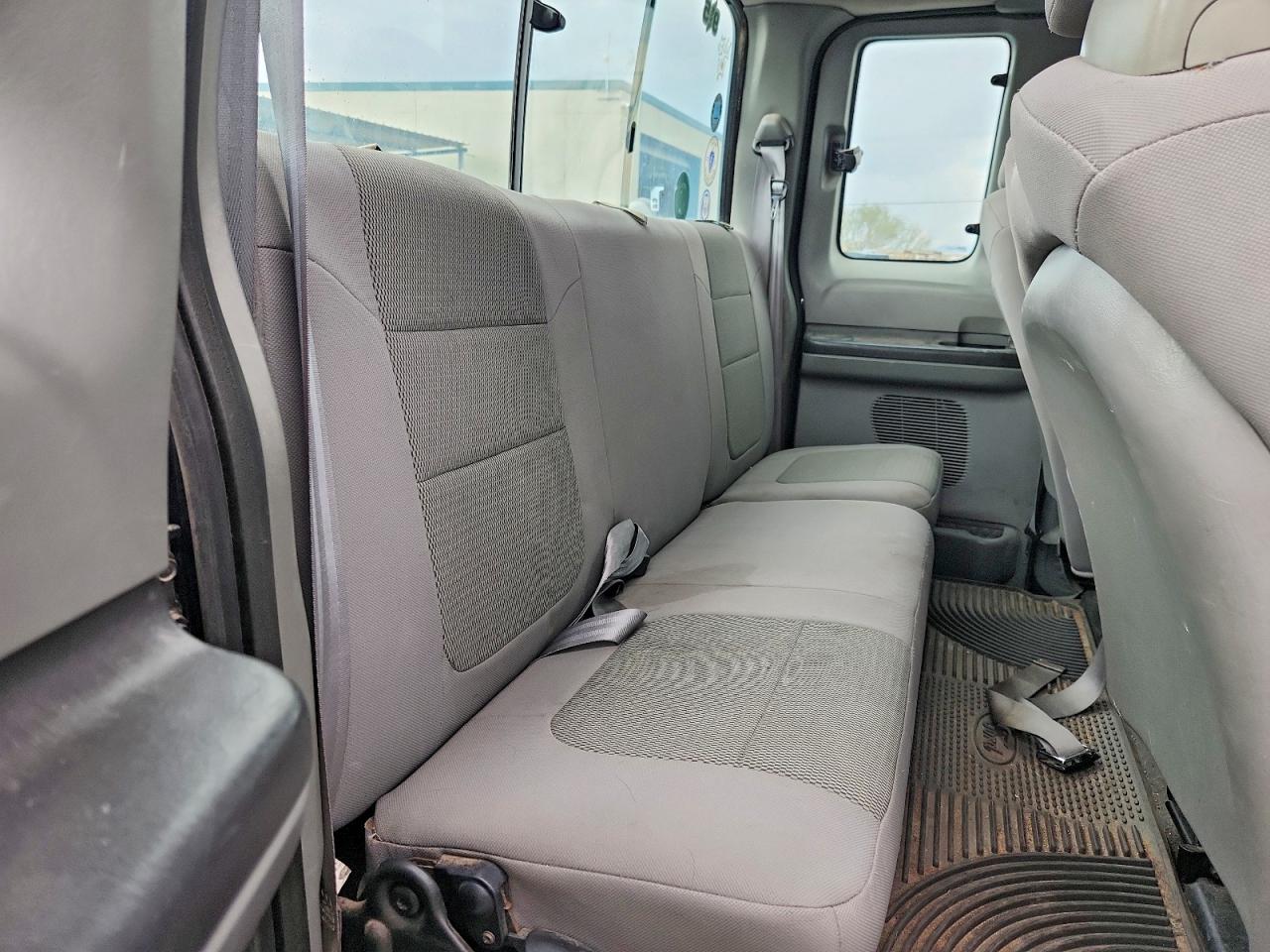 2005 Ford F250 Super Duty Blue vin: 1FTSX21P65ED19960