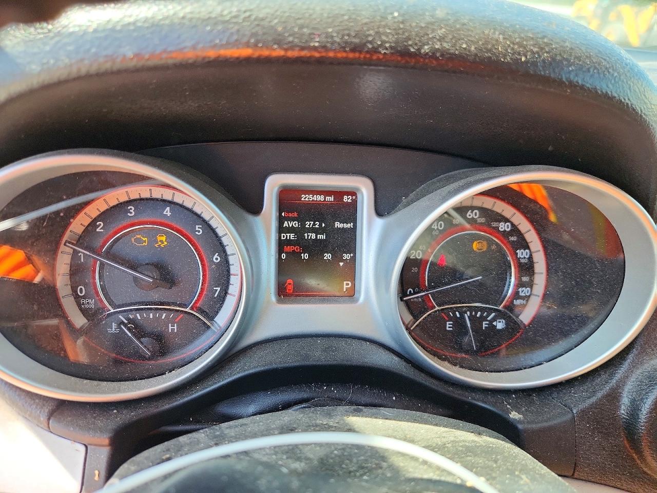 2014 Dodge Journey Se Серебряный vin: 3C4PDCAB4ET141345