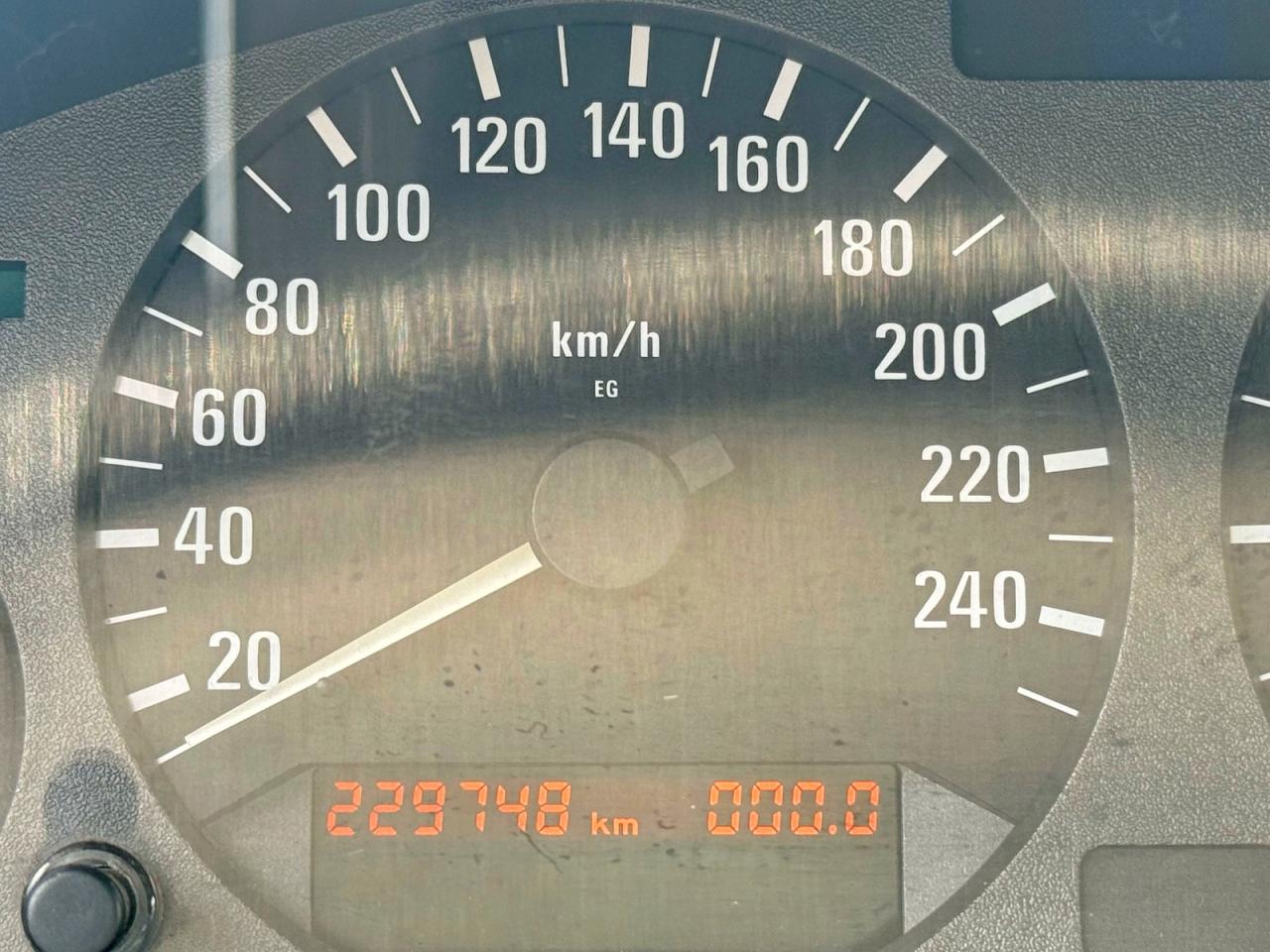 1997 Bmw Z3 Roadstr Silver vin: WBACH71070LA33590
