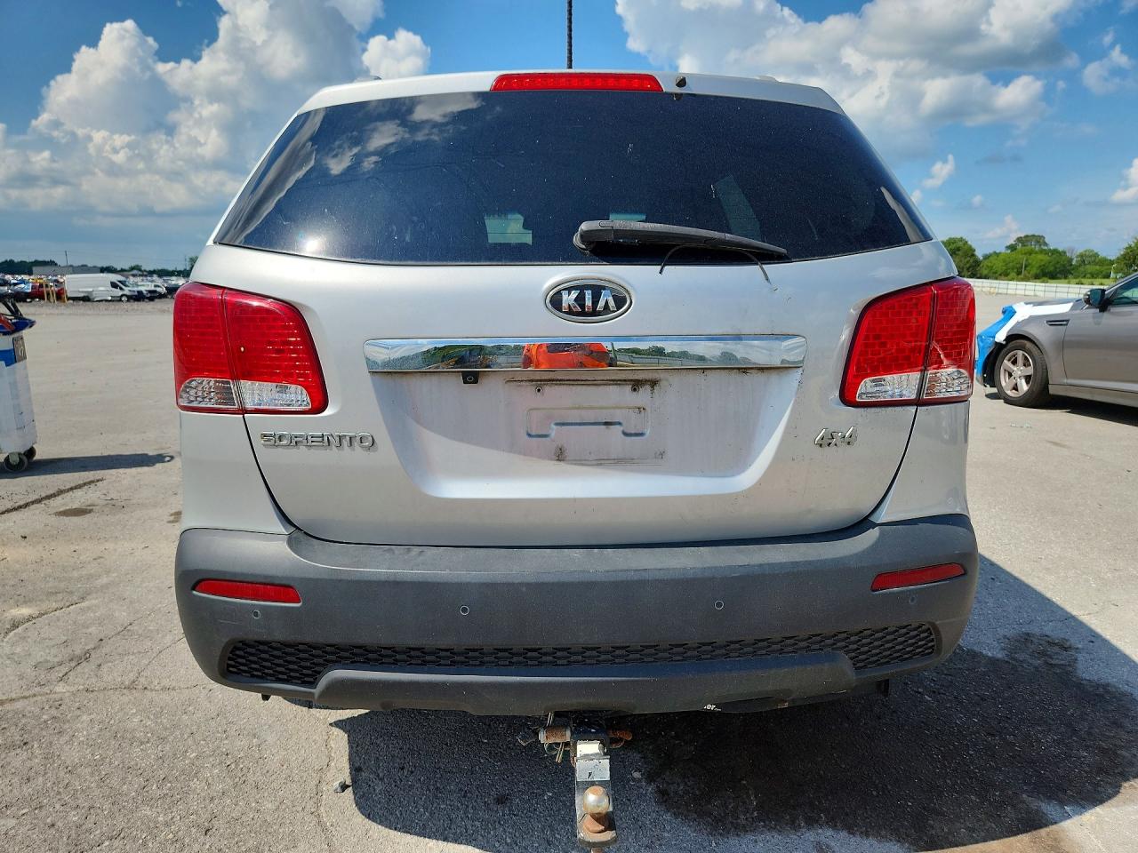 2012 Kia Sorento Lx Silver vin: 5XYKT3A64CG269914
