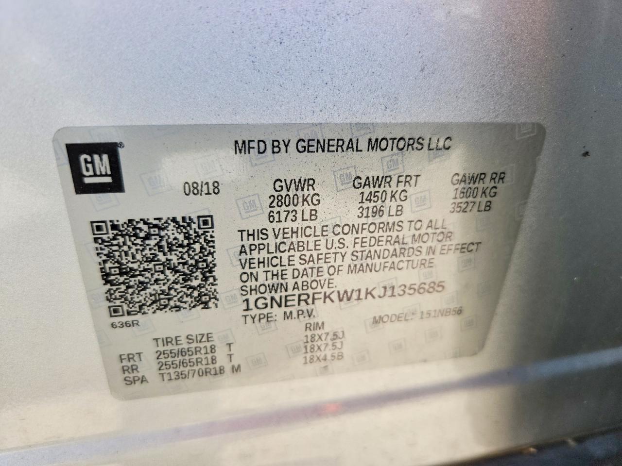 2019 Chevrolet Traverse Ls Серебряный vin: 1GNERFKW1KJ135685