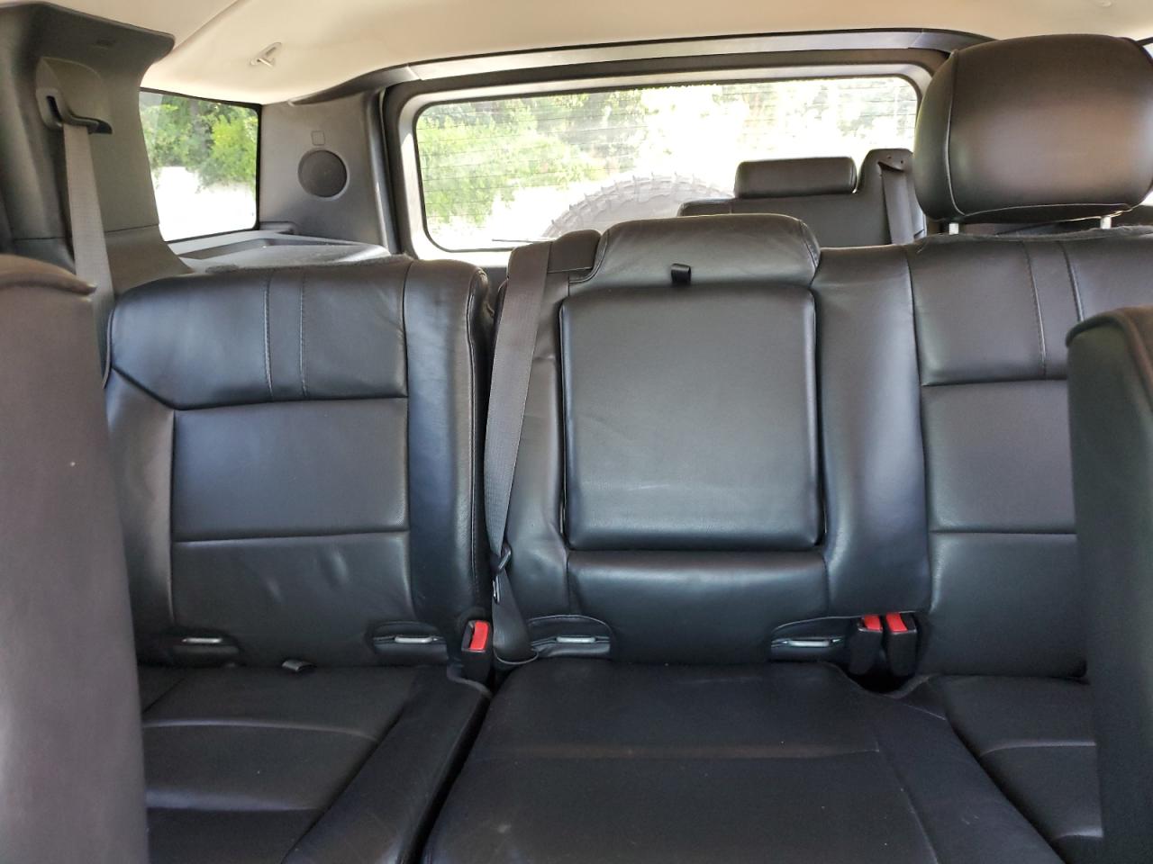 2008 Hummer H2    Gray vin: 5GRGN23838H104958