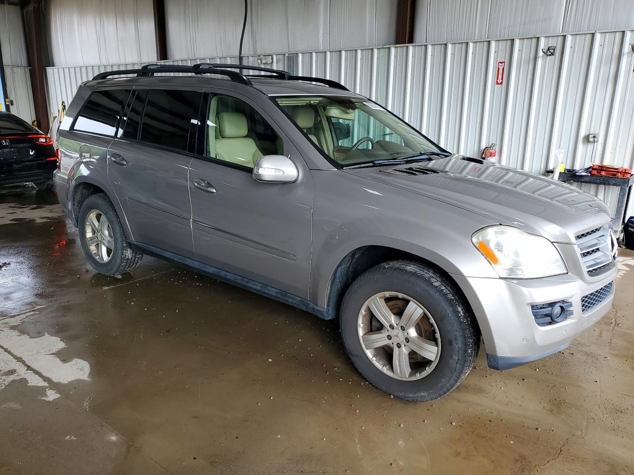 2008 Mercedes-benz Gl 450 4matic Silver vin: 4JGBF71E38A324359