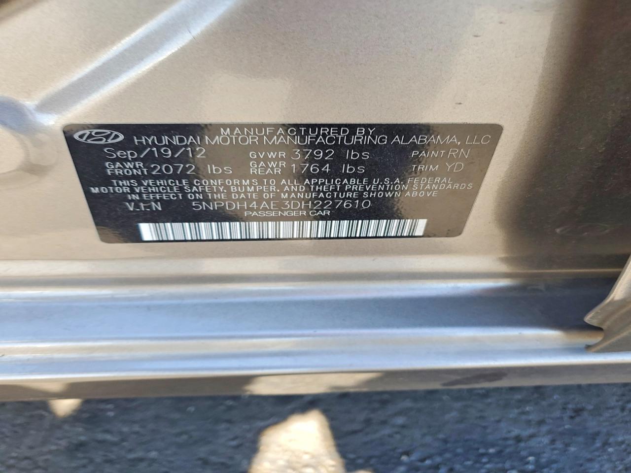 2013 Hyundai Elantra Limited Gray vin: 5NPDH4AE3DH227610