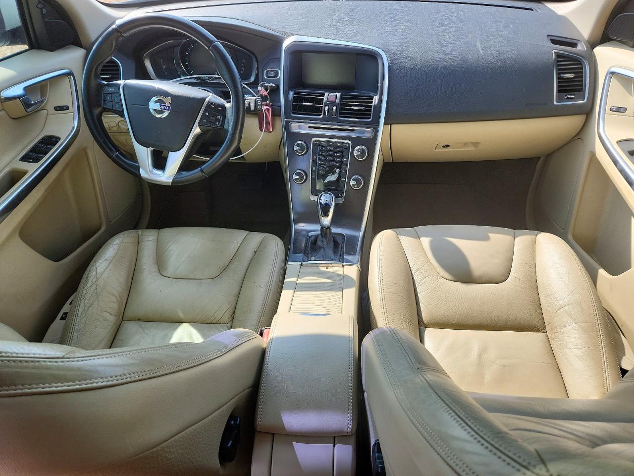 2014 Volvo Xc60 3.2 White vin: YV4952DL8E2507732