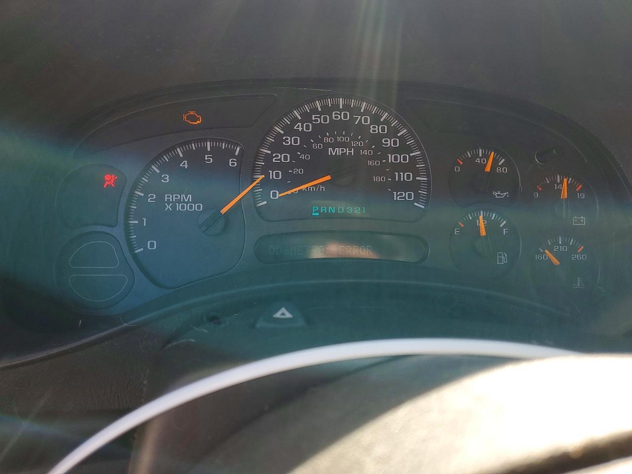 2005 Chevrolet Silverado C1500 White vin: 1GCEC14X35Z152156