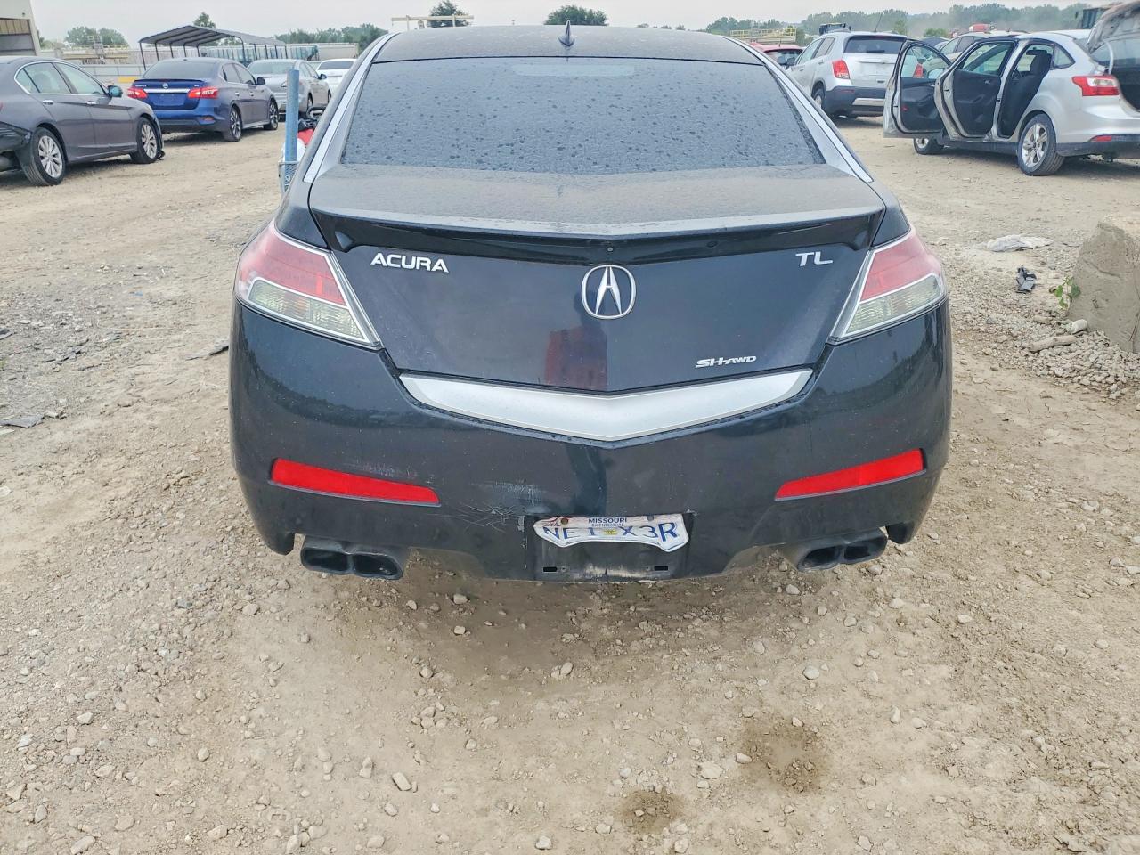 2010 Acura Tl Черный vin: 19UUA9F58AA005711