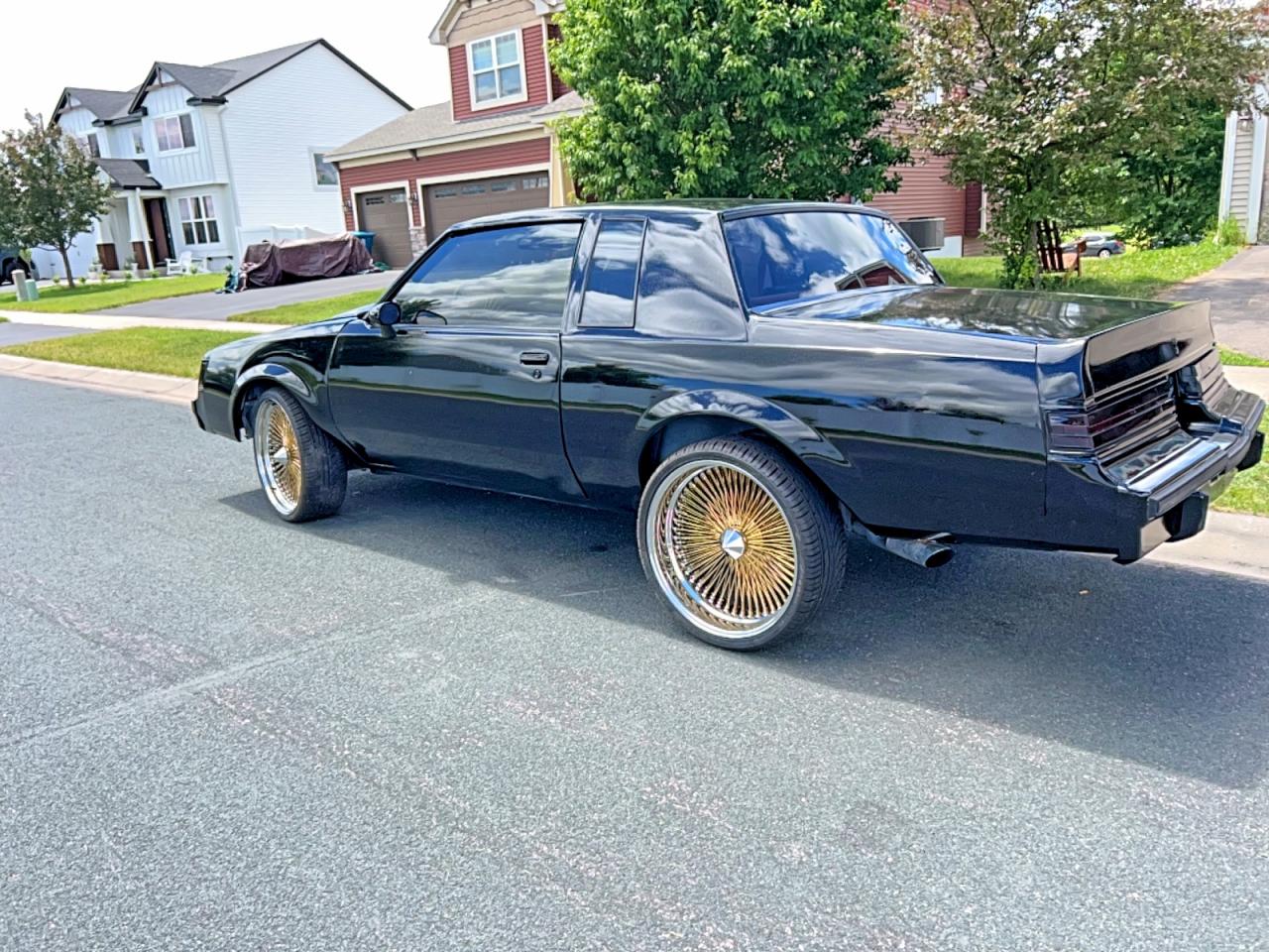 1981 Buick Regal V/8-ls Motor Black vin: 1G4AJ47A0BG120538