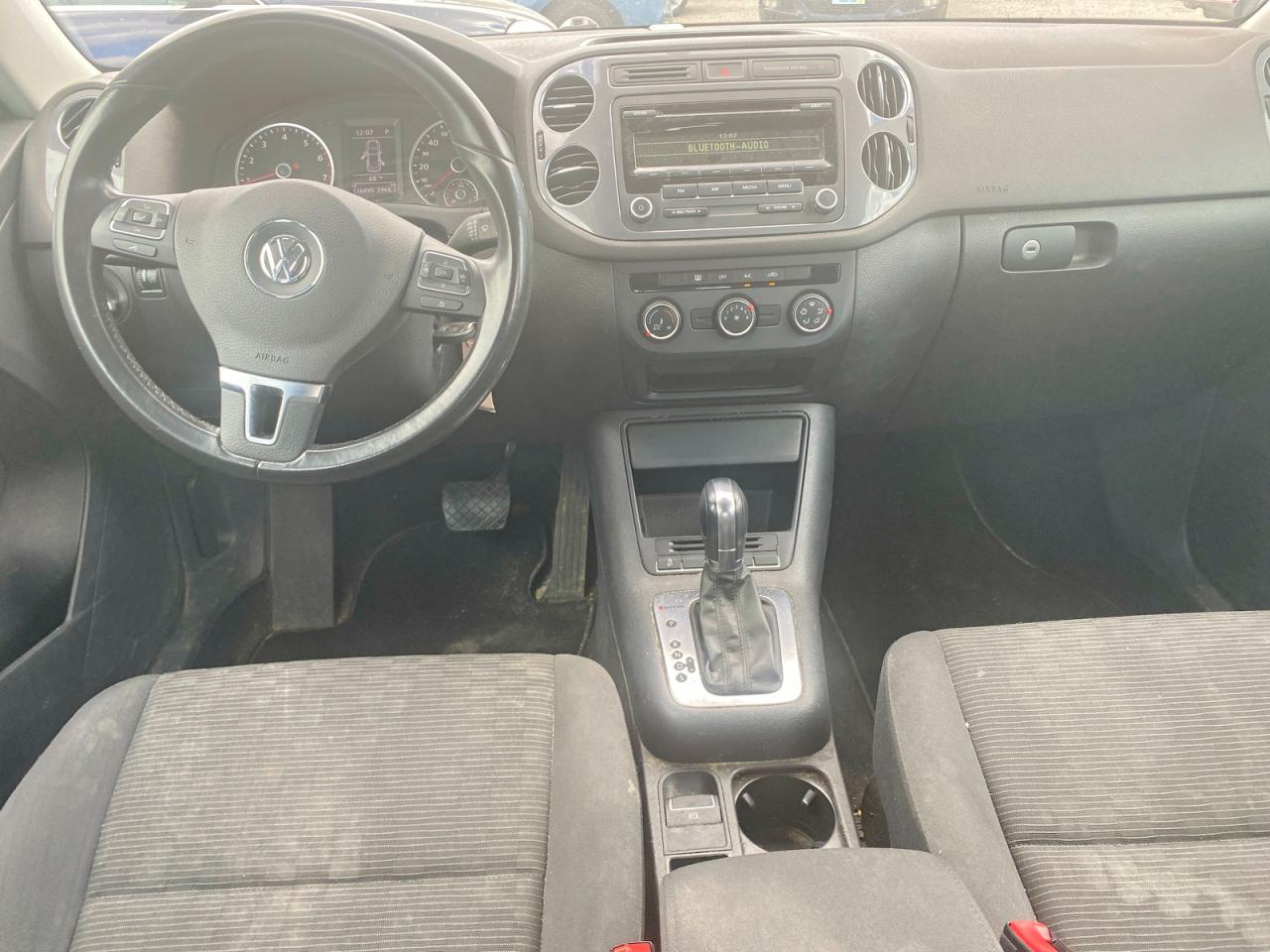 2013 Volkswagen Tiguan S Угольный vin: WVGBV3AXXDW582615