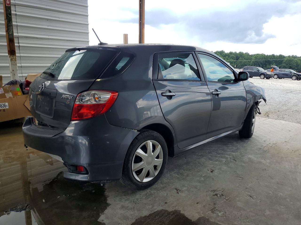 2011 Toyota Matrix Base Gray vin: 2T1KU4EE7BC739559