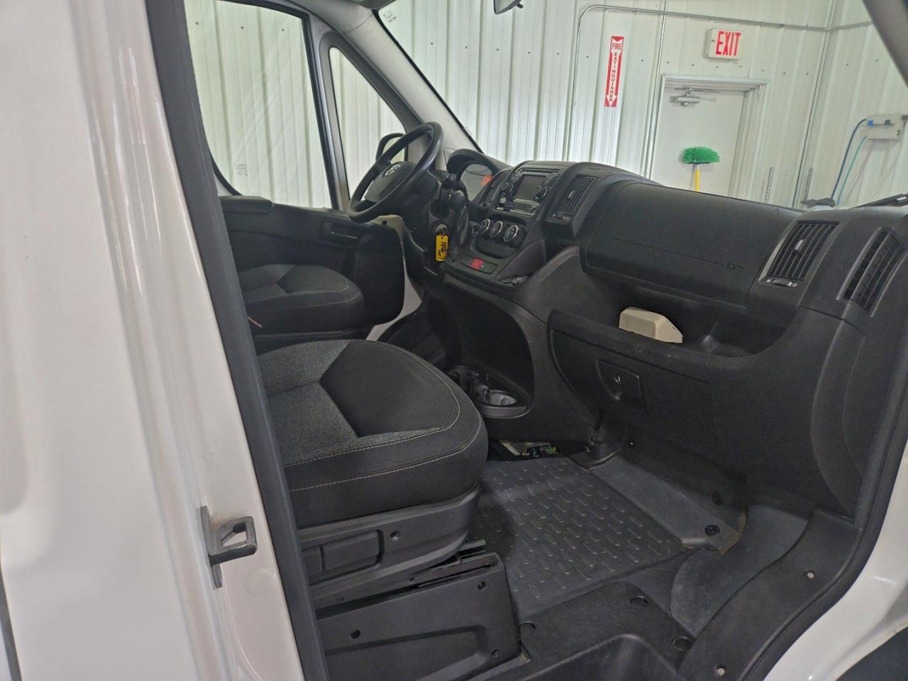 2014 Ram Promaster 1500 1500 High White vin: 3C6TRVBG7EE126579