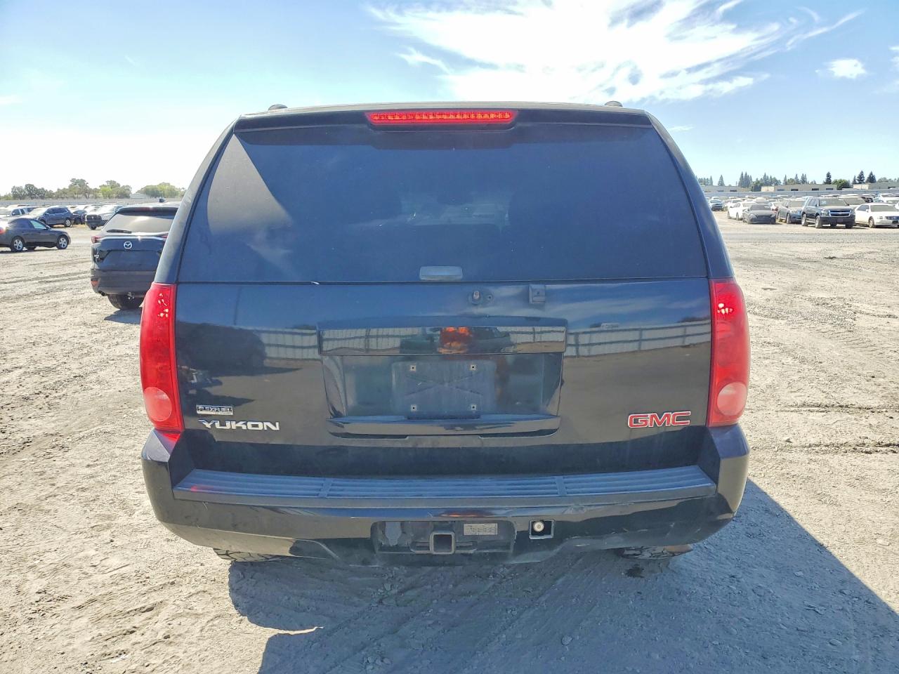 2007 Gmc Yukon Black vin: 1GKFK13097R215845