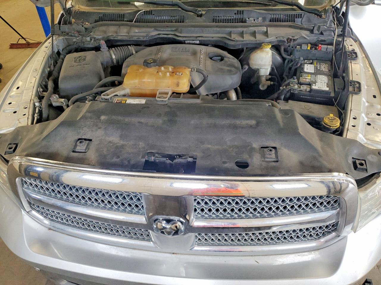 2015 Ram 1500 Longhorn Silver vin: 1C6RR7PM2FS505377