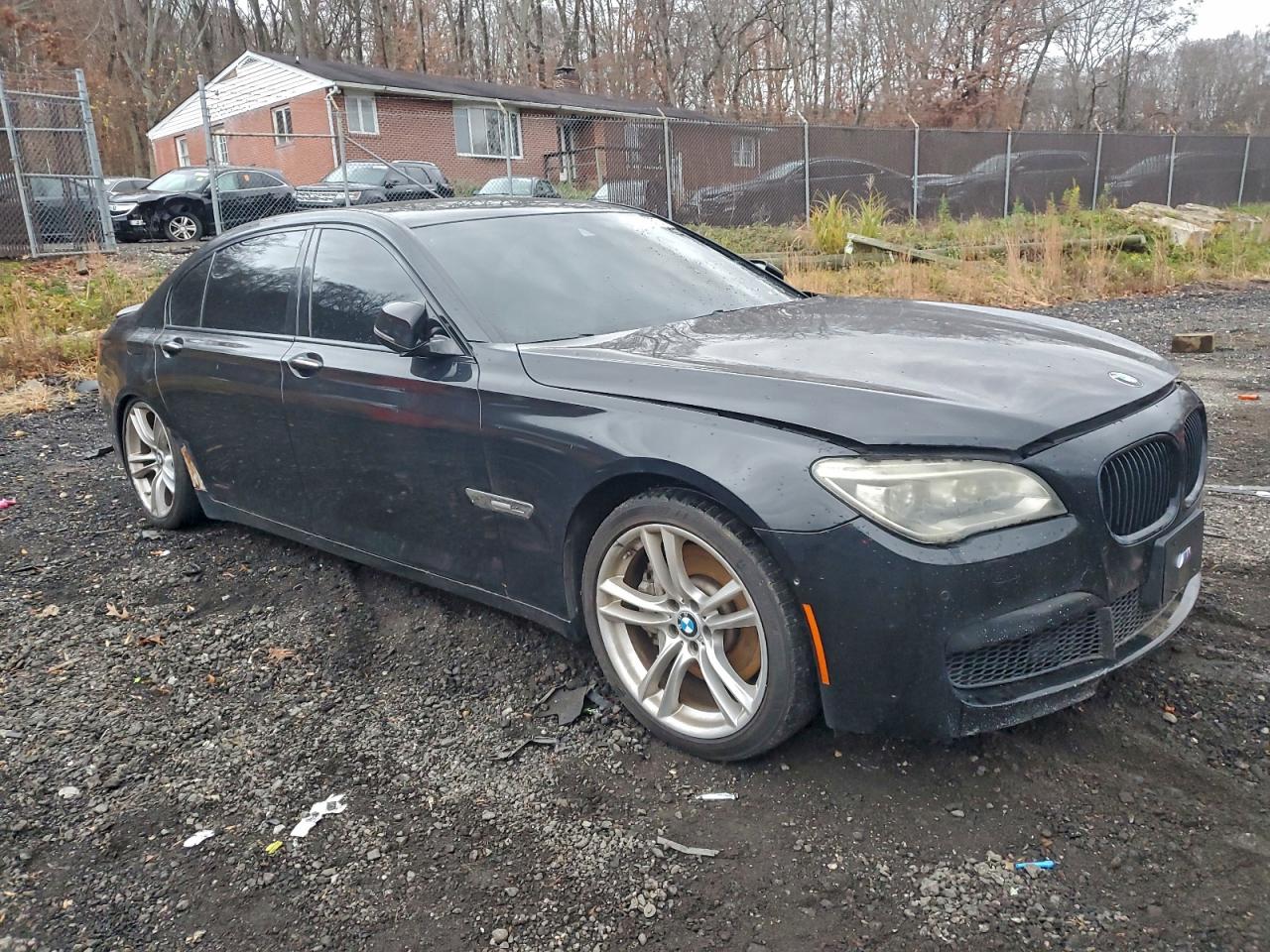 2014 Bmw 750 Lxi Черный vin: WBAYF8C53ED652924