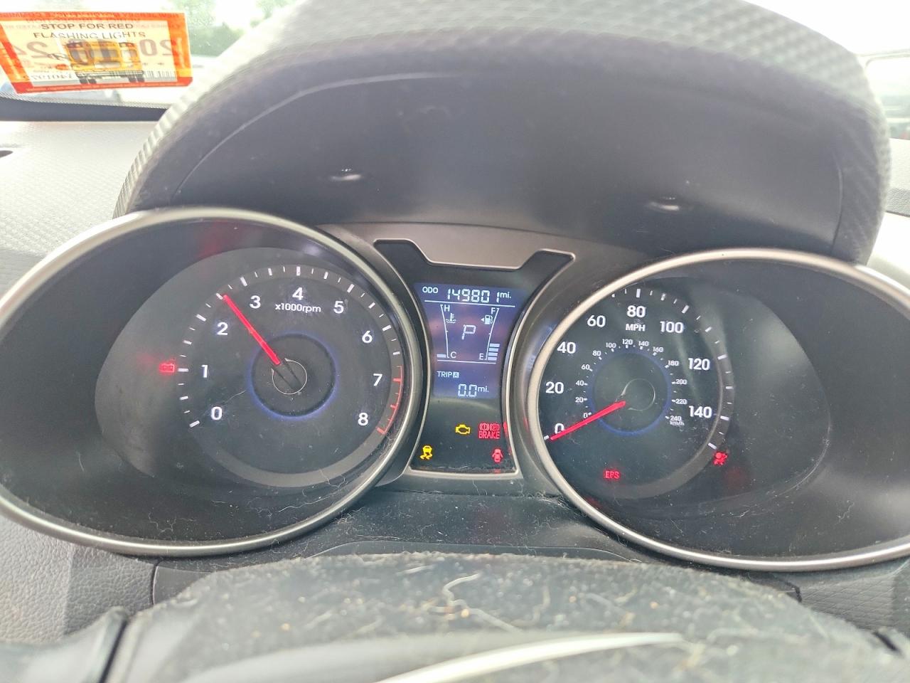 2012 Hyundai Veloster Base White vin: KMHTC6AD5CU056517
