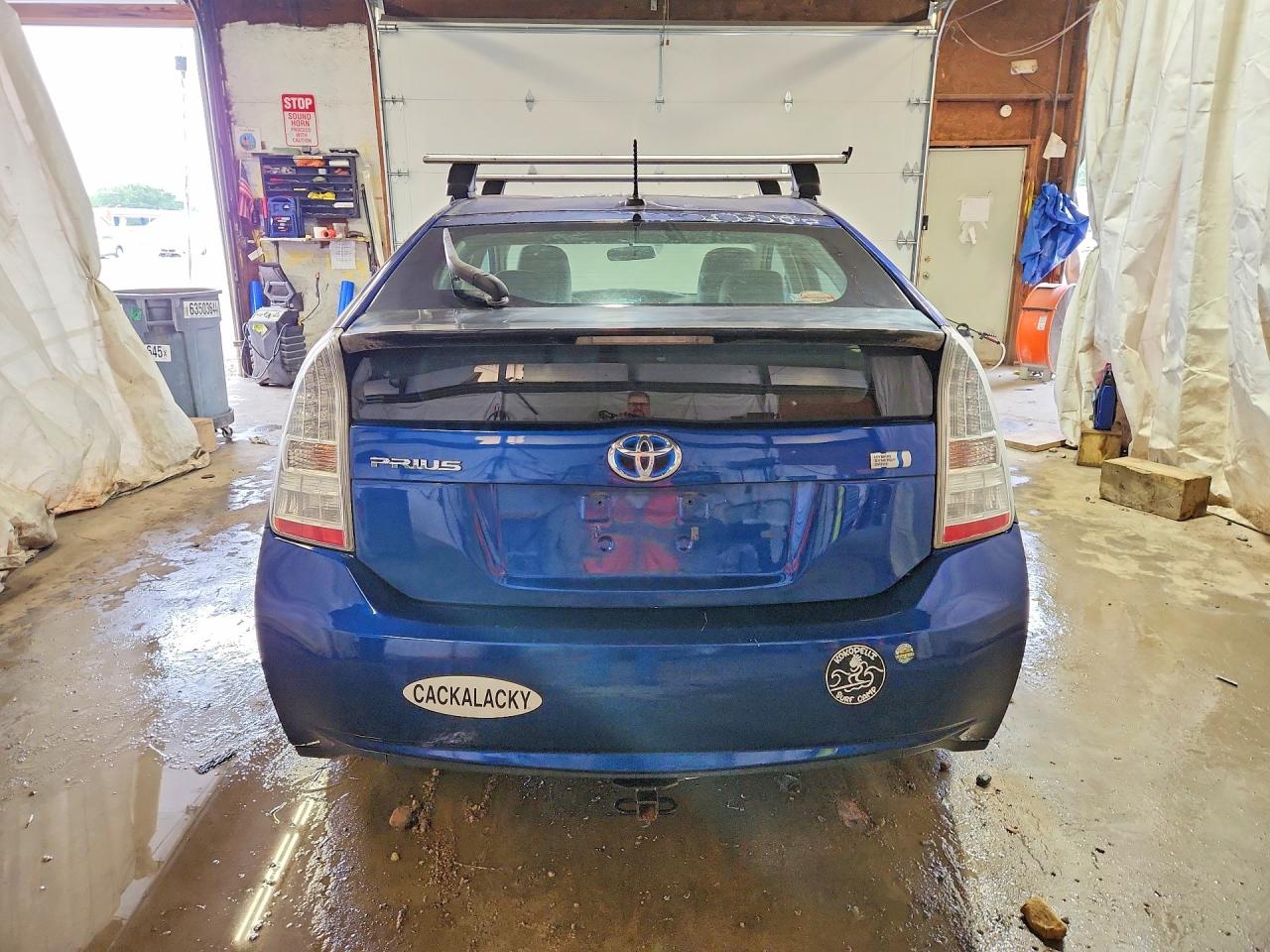 2011 Toyota Prius Two Blue vin: JTDKN3DU7B1418254