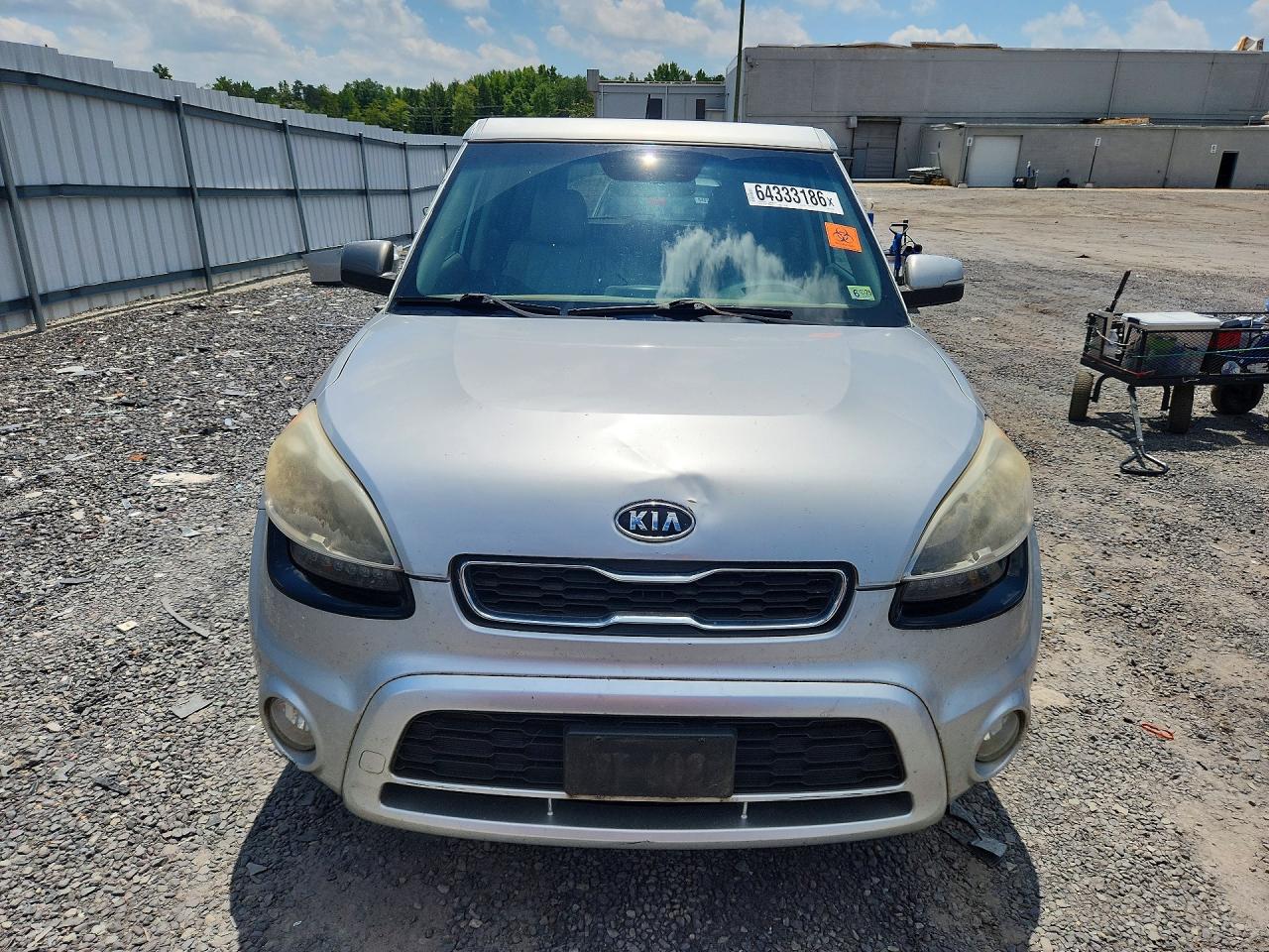2012 Kia Soul ! Серебряный vin: KNDJT2A65C7425154