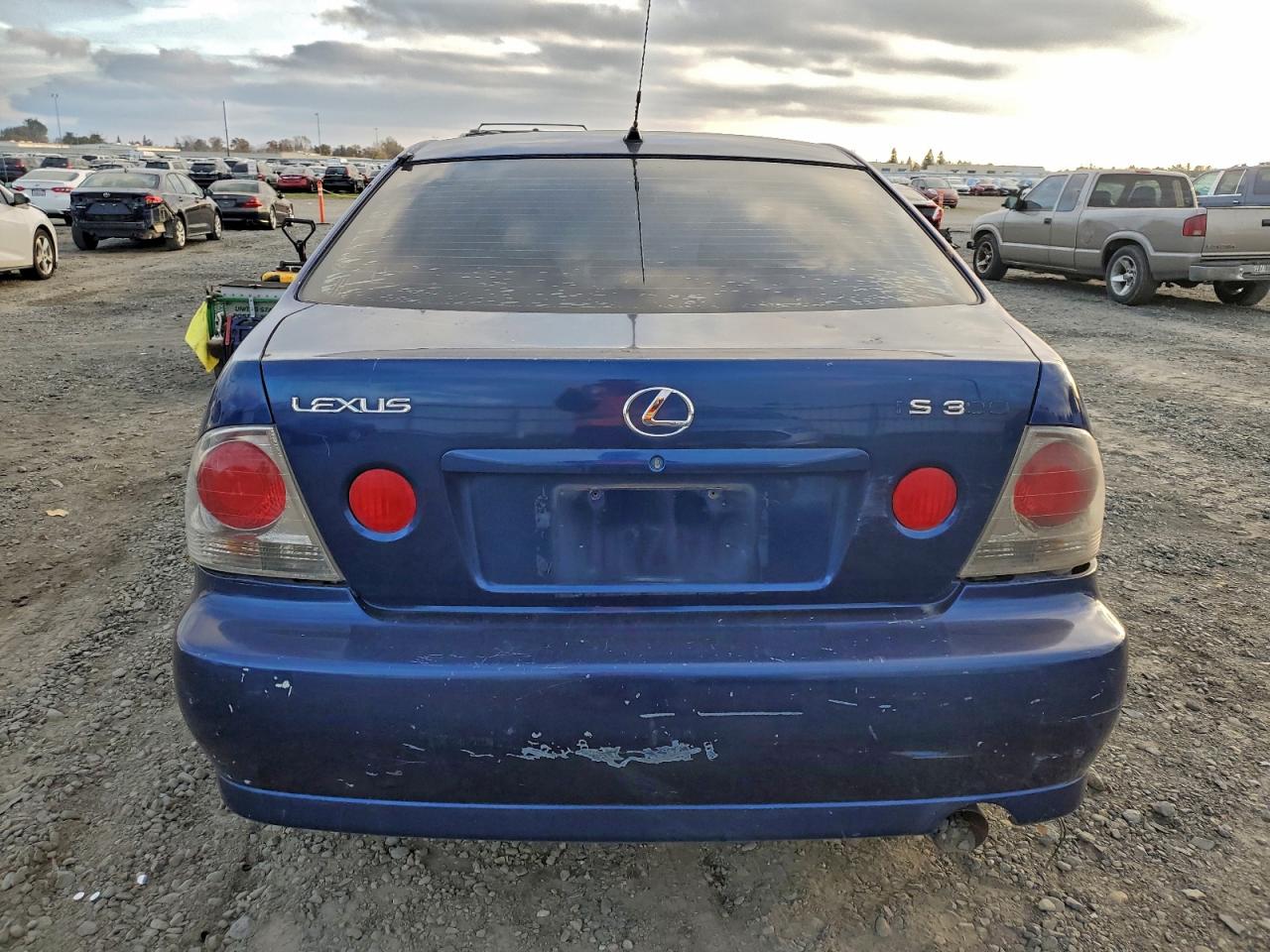 2001 Lexus Is 300 Blue vin: JTHBD182510007793