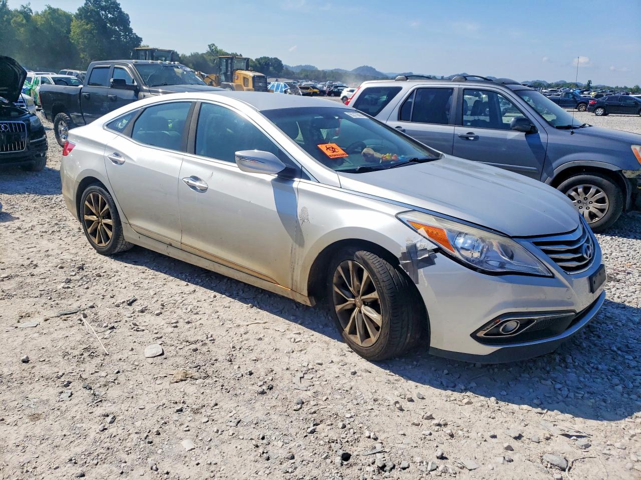 2015 Hyundai Azera Base Silver vin: KMHFG4JG4FA475092