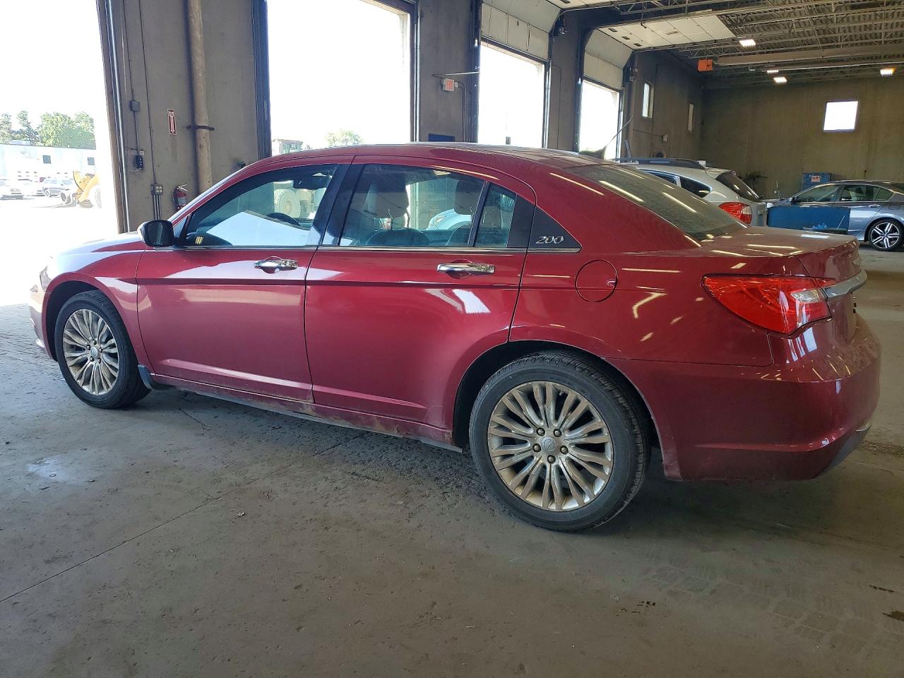 2011 Chrysler 200 Limited Красный vin: 1C3BC2FG3BN581777